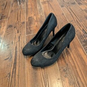 Le Chateau Black Women's Heels